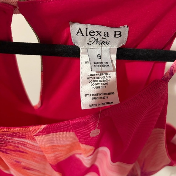 Floral Pink Maxi Dress - Picture 2 of 5